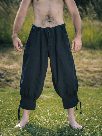 Trollfelsen_Mittelalter_Gewandung_Wikinger_Kniebundhose_Schwarz (2)